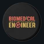 Imán Ingeniero biomédico divertido ingeniero humor inge<br><div class="desc">Ingeniero Biomédico Impresionante No Es Un Título Oficial De Trabajo. Diseño gracioso y humorístico para ingenieros biomédicos expertos y nerd. Esta mercadería genial e impresionante es para aquellos que trabajan en ingeniería biomédica o en disciplinas de ingeniería. Perfecto para los que disfrutan del humor, los juegos de palabras, los chistes...</div>
