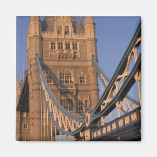 Imán Inglaterra, Londres, El Puente de la Torre