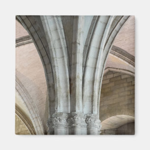 Imán Interior Del Palacio Papal