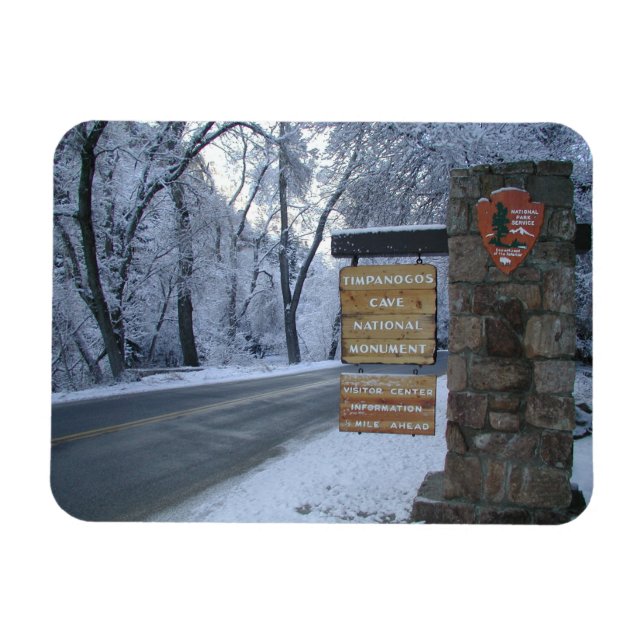 Imán Invierno del Monumento Nacional de la Cueva de Tim (Horizontal)