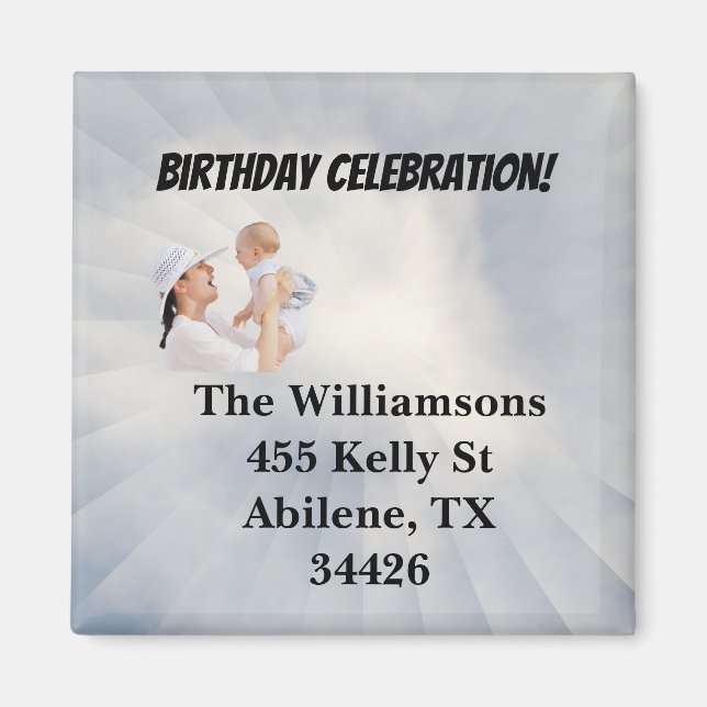 Imán Invitación de Baby Shower con fondo azul cielo (Frente)