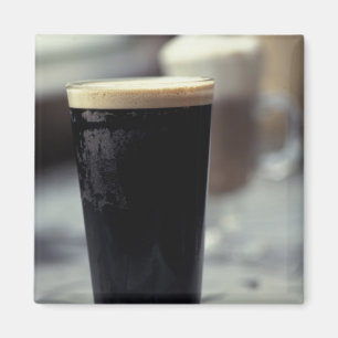 Imán Irlanda. Pinta de cerveza negra.