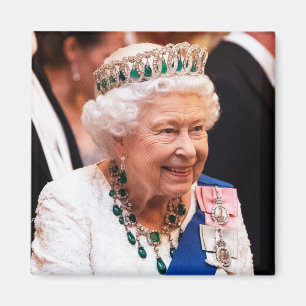Imán Isabel II Reina de Inglaterra