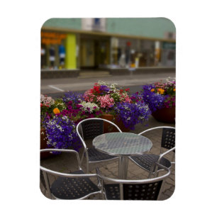 Imán Islandia, Akureyri Vista del negocio principal