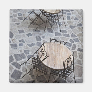 Imán Italia, Cerdeña, Castelsardo. Mesas de café.