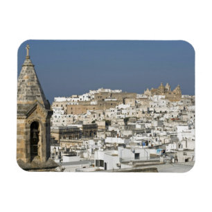 Imán Italia, Ostuni, vista de la ciudad vieja