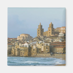 Imán Italia, Sicilia, Cefalù, Vista con Duomo desde 2
