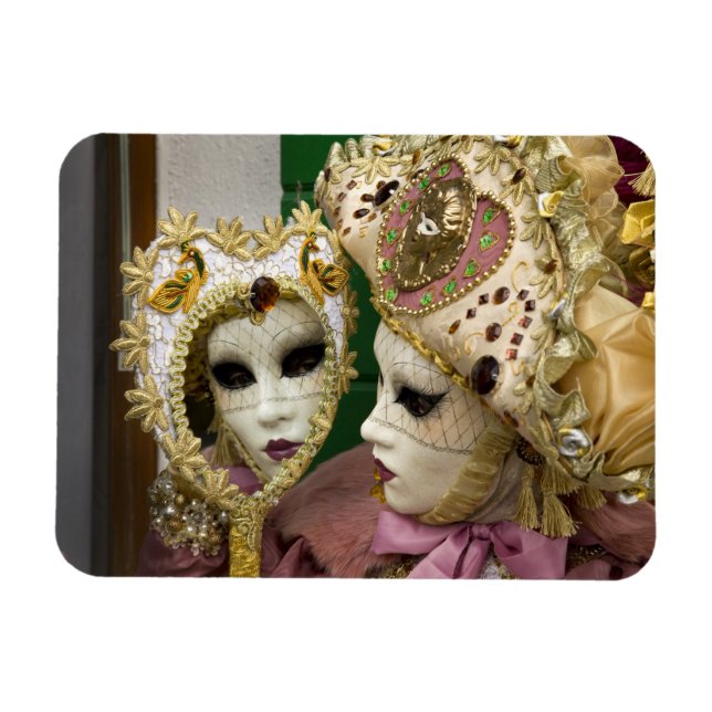 Imán Italia, Venecia, Isla Burano. Mujer vestida con (Horizontal)