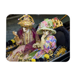 Imán Italia, Venecia. Pareja vestida con trajes para