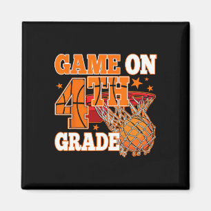 Imán Juego de niños en 4º grado Baloncesto de vuelta a 