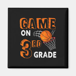 Imán Juego En 3º Grado De Baloncesto De Vuelta A La Esc