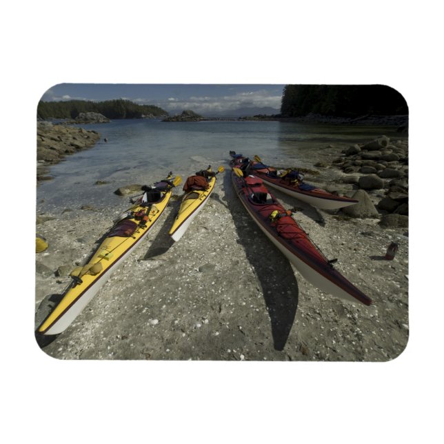 Imán Kayaks en la isla Dicebox, grupo Broken Island, (Horizontal)