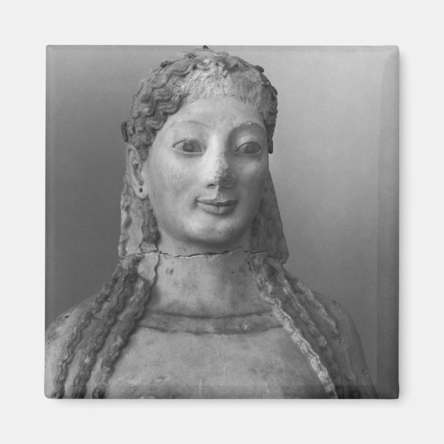 Imán Kore conocido como Kore llevando peplos (Frente)