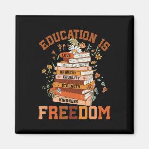 Imán La educación es libertad Libros de maestros negros