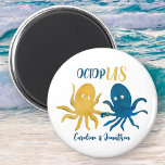 Imán La marina divertida y el oro del pulpo del océano<br><div class="desc">👉 Pon una sonrisa en la cara con esta marina costera y el oro pilló el imán de boda de pulpo temática! - Simplemente haga clic para personalizar este diseño 🔥 Mis promesas - Este diseño tiene elementos únicos dibujados a mano (¡dibujadme!) - Está diseñado con ustedes en mente 🙏...</div>