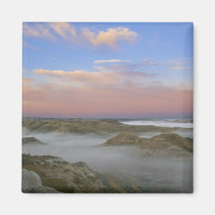 Imán La niebla del río Little Missouri cuelga en la