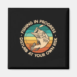 Imán La Pesca De Camisas De Pesca Graciosa En Curso