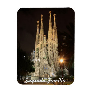 Imán La Sagrada Familia por la noche