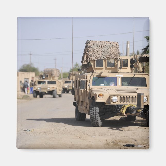 Imán La seguridad de Humvee durante una patrulla (Frente)