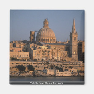 Imán La Valeta, de la bahía de Sliema, Malta