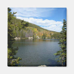Imán Lago Bear en el Parque Nacional de las Montañas Ro