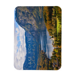 Imán Lago Bohinj en Eslovenia en otoño