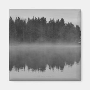 Imán Lago con la niebla, Oregon