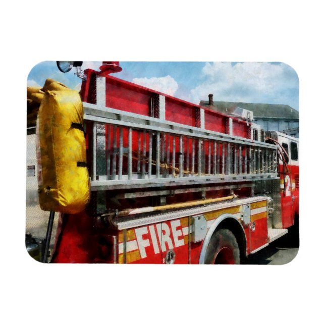 Imán Larga vejez en un camión de bomberos (Horizontal)