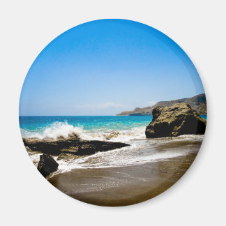 Imán Las olas chocan en la playa