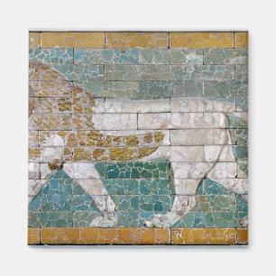 Imán León que representa Ishtar