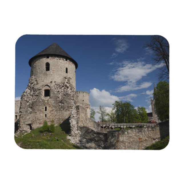 Imán Letonia, noreste de Letonia, región de Vidzeme, 3 (Horizontal)