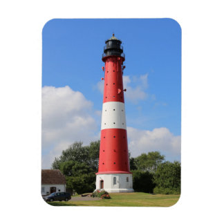 Imán Leuchtturm auf Insel Pellworm im Sommer
