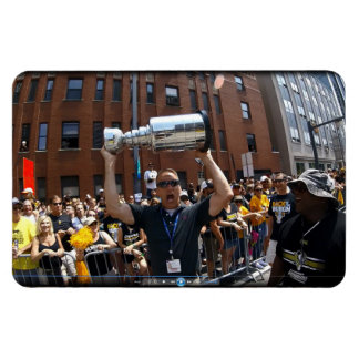 Imán Levantando la copa