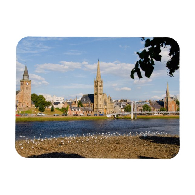 Imán Línea aérea y río del pintoresco pueblo de Inverne (Horizontal)