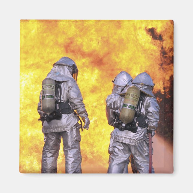 Imán Los bomberos extinguen un incendio en una aeronave (Frente)