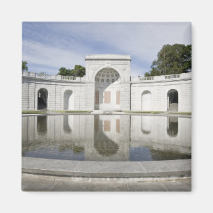 Imán Los E.E.U.U., VA, Arlington. Mujeres en el