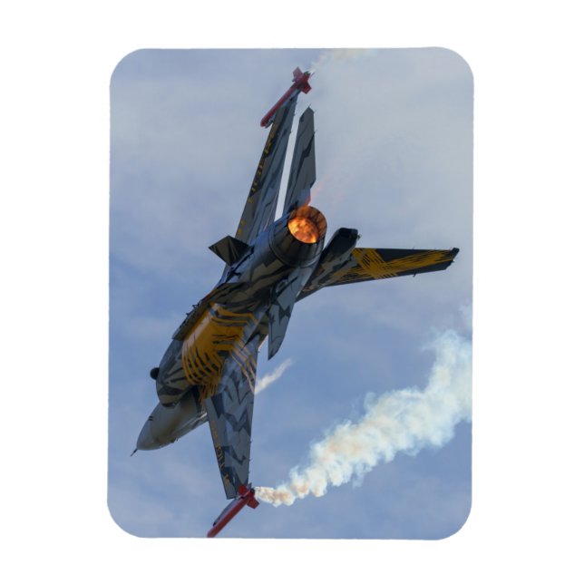 Imán Los Tigres F-16 Se Tornan Y Queman (Vertical)