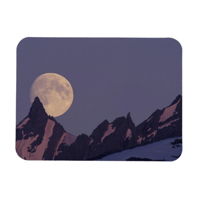 Imán Luna Llena se Eleva | Montañas Chugach Alaska (Horizontal)