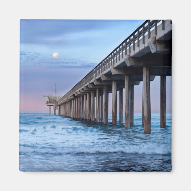 Imán Luna llena sobre el muelle, California (Frente)