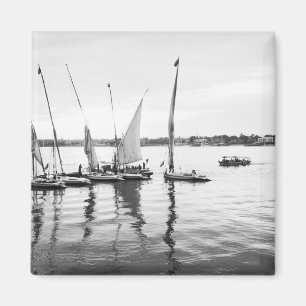 Imán Luxor Egipto, Feluccas en el Nilo