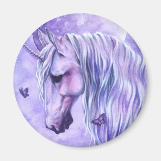 Imán Magnate mágico iluminado por luna