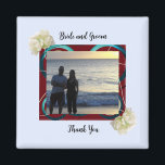 Imán Magnet, Boda fotográfico de Bride y Groom<br><div class="desc">Frontera burdeos y moderna acentuada por hermosas flores de jardín. Un diseño moderno y elegante de bodas. Personalizar con nombres de novias y novios y foto para personalizar.</div>