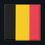 Imán Magnet con bandera de Bélgica<br><div class="desc">¡Muestra tu orgullo belga con este encantador imán con la bandera de Bélgica! Diseñado con atención a los detalles, este imán es más que una simple pieza decorativa; es una celebración de la cultura y el patrimonio belga. El diseño audaz muestra orgullosamente las icónicas franjas negra, amarilla y roja, añadiendo...</div>