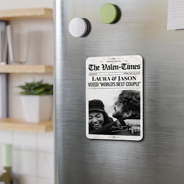 Imán Magnet de periódico personalizado de regalo de San (Personalized Valentine's Gift For Him, Custom Photo Couples Newspaper Fridge Magnet)