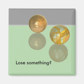 Imán Magnet - Marbles on Table