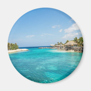 Imán Magnífica playa tropical azul con cabañas de paj