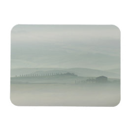 Imán Mañana pastel en la nublada Toscana
