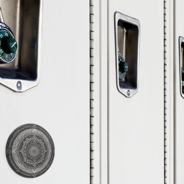 Imán Mandala floral blanca y negra (In situ (casillero))