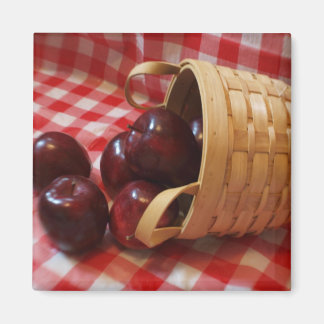 Imán Manzanas de campo en un mantel a cuadros