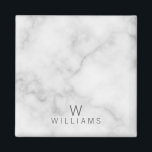 Imán Mármol blanco con monograma y nombre personalizado<br><div class="desc">Añada un toque de estilo único a su decoración casera con este Mármol Blanco con Monograma Personalizado e Imán del Nombre con monograma y nombre en sans modernos grises serif estilo de fuente sobre fondo de mármol blanco. Perfecto como regalo para el hogar, regalo de boda, regalo de vacaciones, regalo...</div>